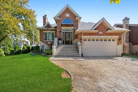 8803 Austin Ave, Oak Lawn, IL 60453