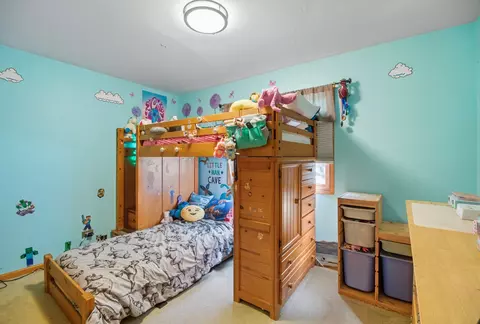 Bedroom - 10304 Wilmette Ave, Algonquin, IL 60102 photo 4 of 7