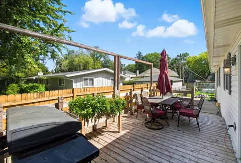 Exterior - 10304 Wilmette Ave, Algonquin, IL 60102 photo 5 of 8