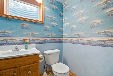 Bath - 10304 Wilmette Ave, Algonquin, IL 60102 photo 3 of 3