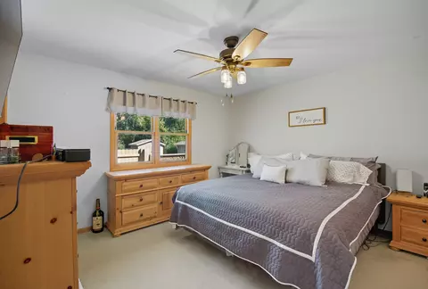 Bedroom - 10304 Wilmette Ave, Algonquin, IL 60102 photo 1 of 7