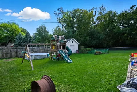 Exterior - 10304 Wilmette Ave, Algonquin, IL 60102 photo 2 of 8