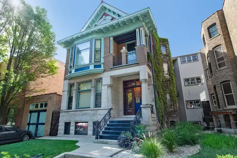 2113 W Concord Pl, Chicago, IL 60647