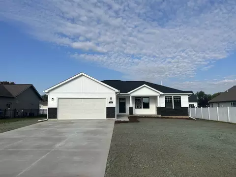 328 Rachel Way, North Utica, IL 61373
