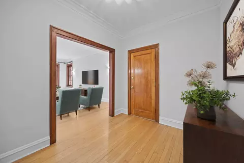 Entry Way - 1352 E Madison Park #2, Chicago, IL 60615 photo 1 of 2