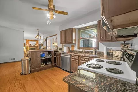 2604 Mill Creek Ln, Rolling Meadows, IL 60008 photo 11