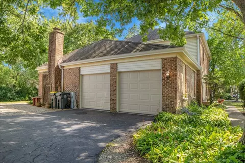 2604 Mill Creek Ln, Rolling Meadows, IL 60008 photo 4