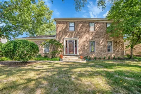 2604 Mill Creek Ln, Rolling Meadows, IL 60008