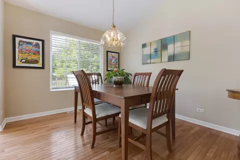 Dining - 6 Fieldcrest Ct, Algonquin, IL 60102 photo 1 of 3