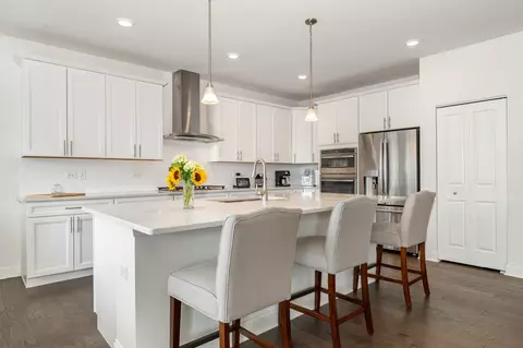 Kitchen - 16049 S Selfridge Cir, Plainfield, IL 60586 photo 2 of 3