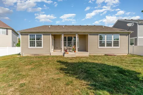 Exterior - 16049 S Selfridge Cir, Plainfield, IL 60586 photo 2 of 7