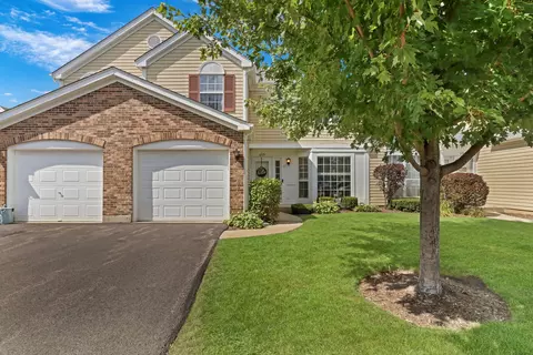 1881 Canterbury Ct, Gurnee, IL 60031
