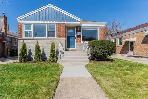 342 31st Ave, Bellwood, IL 60104