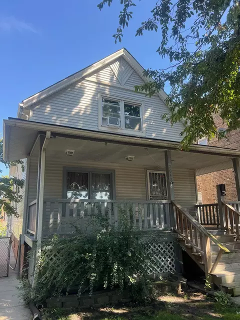 2048 High St, Blue Island, IL 60406