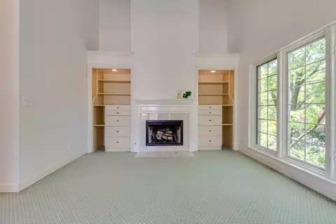 Other - 111 E Laurel Ave, Lake Forest, IL 60045 photo 2 of 3