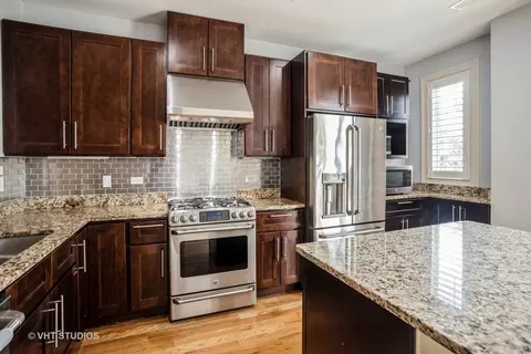92 Legacy Ln, Wheeling, IL 60090 photo 5