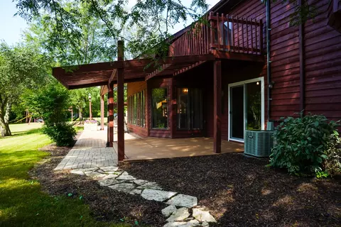 Exterior - 10175 Brown Rd, Morris, IL 60450 photo 2 of 7