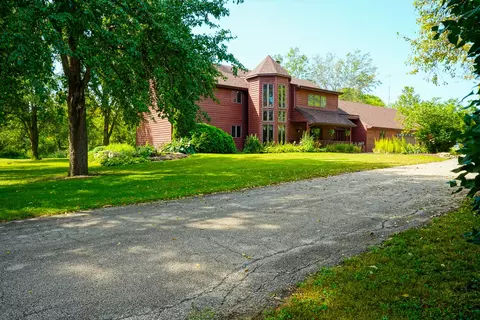 Exterior - 10175 Brown Rd, Morris, IL 60450 photo 6 of 7