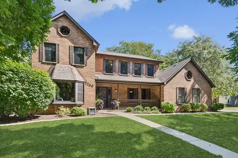 2230 Keim Rd, Naperville, IL 60565