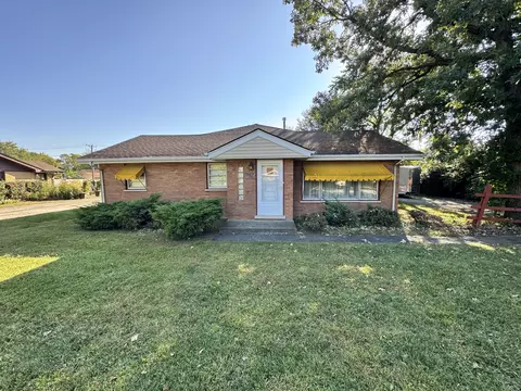 9417 S 77th Ave, Hickory Hills, IL 60457