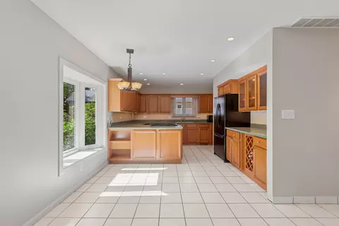 Kitchen - 1215 Constellation Dr, Aurora, IL 60505 photo 1 of 3