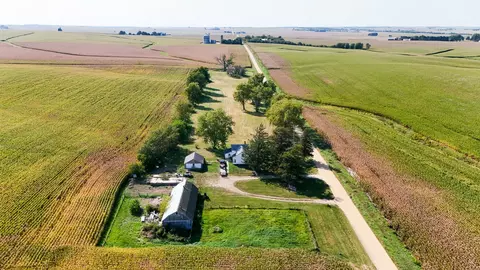 7783 W Butz Rd, Pearl City, IL 61062