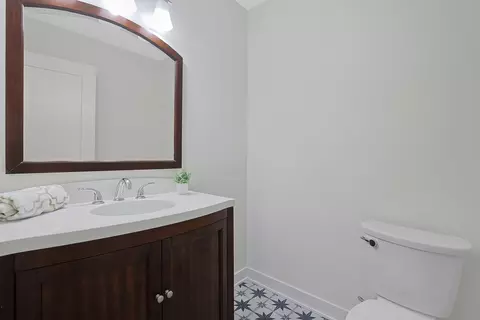 2566 Brian Dr, Northbrook, IL 60062 photo 17