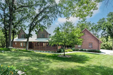 3903 Niblick Ct, Crystal Lake, IL 60012