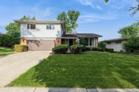 818 Thomas St, Chicago Heights, IL 60411