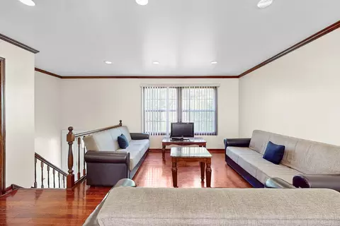 Living - 923 Capistrano Ter, Bartlett, IL 60103 photo 2 of 6