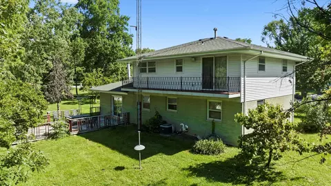 Exterior - 18830 S Sara Rd, Mokena, IL 60448 photo 4 of 9