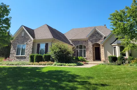7165 Longmoor Dr, Village Of Lakewood, IL 60014