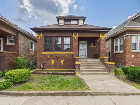 6106 S California Ave, Chicago, IL 60629