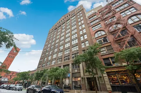 720 S Dearborn St #204, Chicago, IL 60605