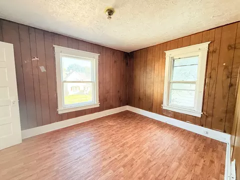 Bedroom - 695 N Harrison Ave, Kankakee, IL 60901 photo 3 of 4