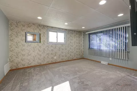 Living - 304 E Willow Dr, Round Lake Park, IL 60073 photo 1 of 1