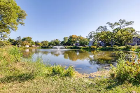View/Area - 304 E Willow Dr, Round Lake Park, IL 60073 photo 1 of 1