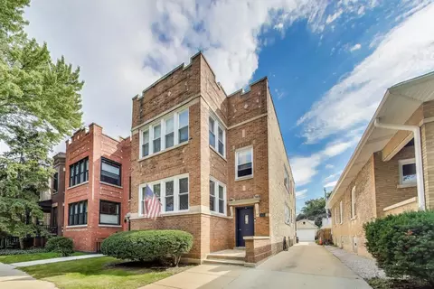 2433 W Dakin St, Chicago, IL 60618