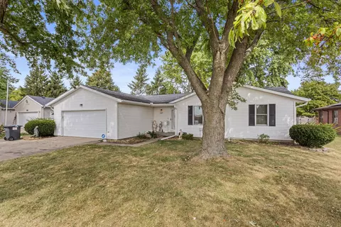 Exterior - 708 E Benham St, Tolono, IL 61880 photo 1 of 5