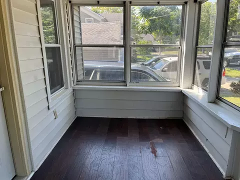 Exterior - 733 Schomer Ave, Aurora, IL 60505 photo 1 of 5