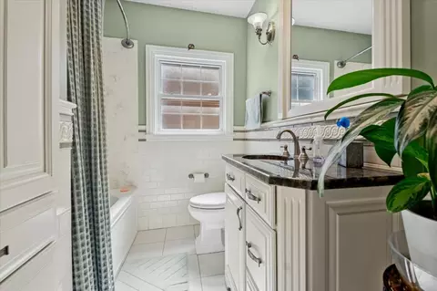 Bath - 2237 S 22nd Ave, Broadview, IL 60155 photo 1 of 1