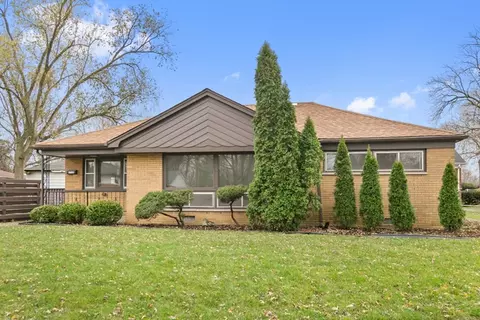 17135 Highland Ave, Hazel Crest, IL 60429