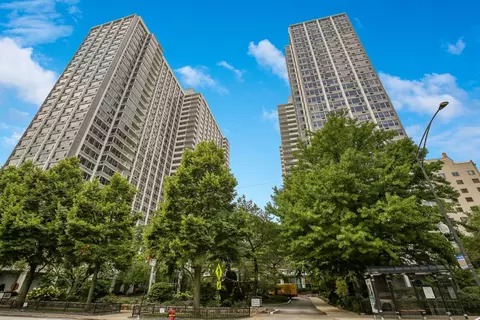 4250 N Marine Dr #2803, Chicago, IL 60613
