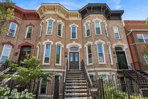 2249 W Warren Blvd, Chicago, IL 60612