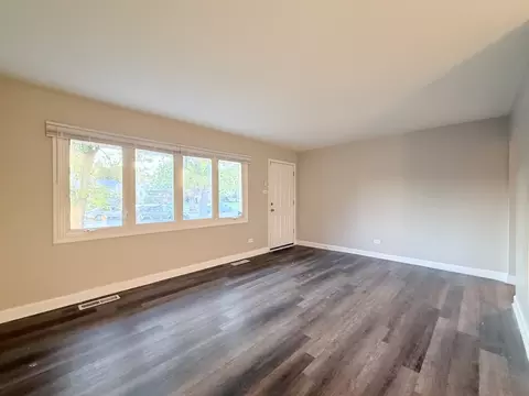 Living - 17153 Walter St, Lansing, IL 60438 photo 1 of 4