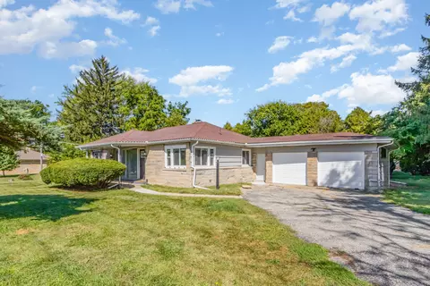 2535 Caton Farm Rd, Joliet, IL 60435