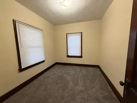 Bedroom - 705 W Olive St, Bloomington, IL 61701 photo 1 of 6