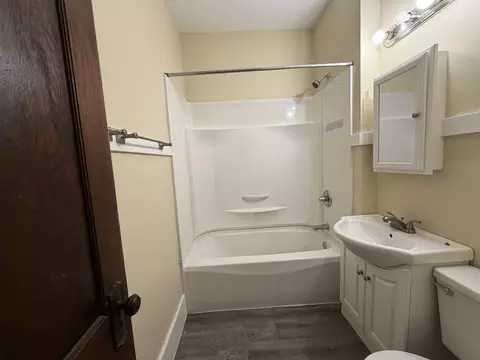 Bath - 705 W Olive St, Bloomington, IL 61701 photo 2 of 3