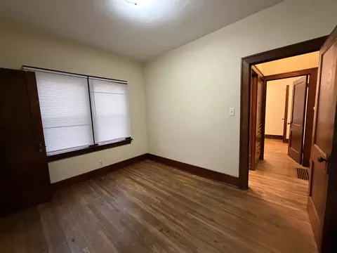Bedroom - 705 W Olive St, Bloomington, IL 61701 photo 4 of 6