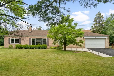 629 W Edgewood Rd, Lombard, IL 60148